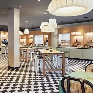 Hotel Legere Express